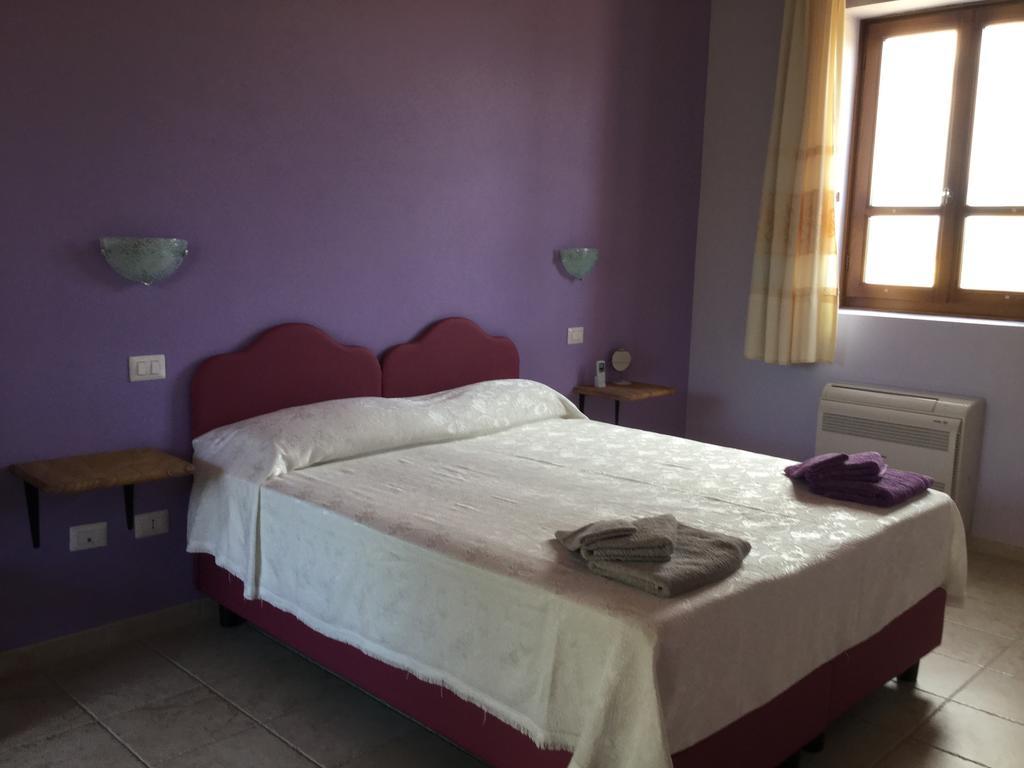 Aparthotel La Corte Dei Rei Castiadas Zimmer foto